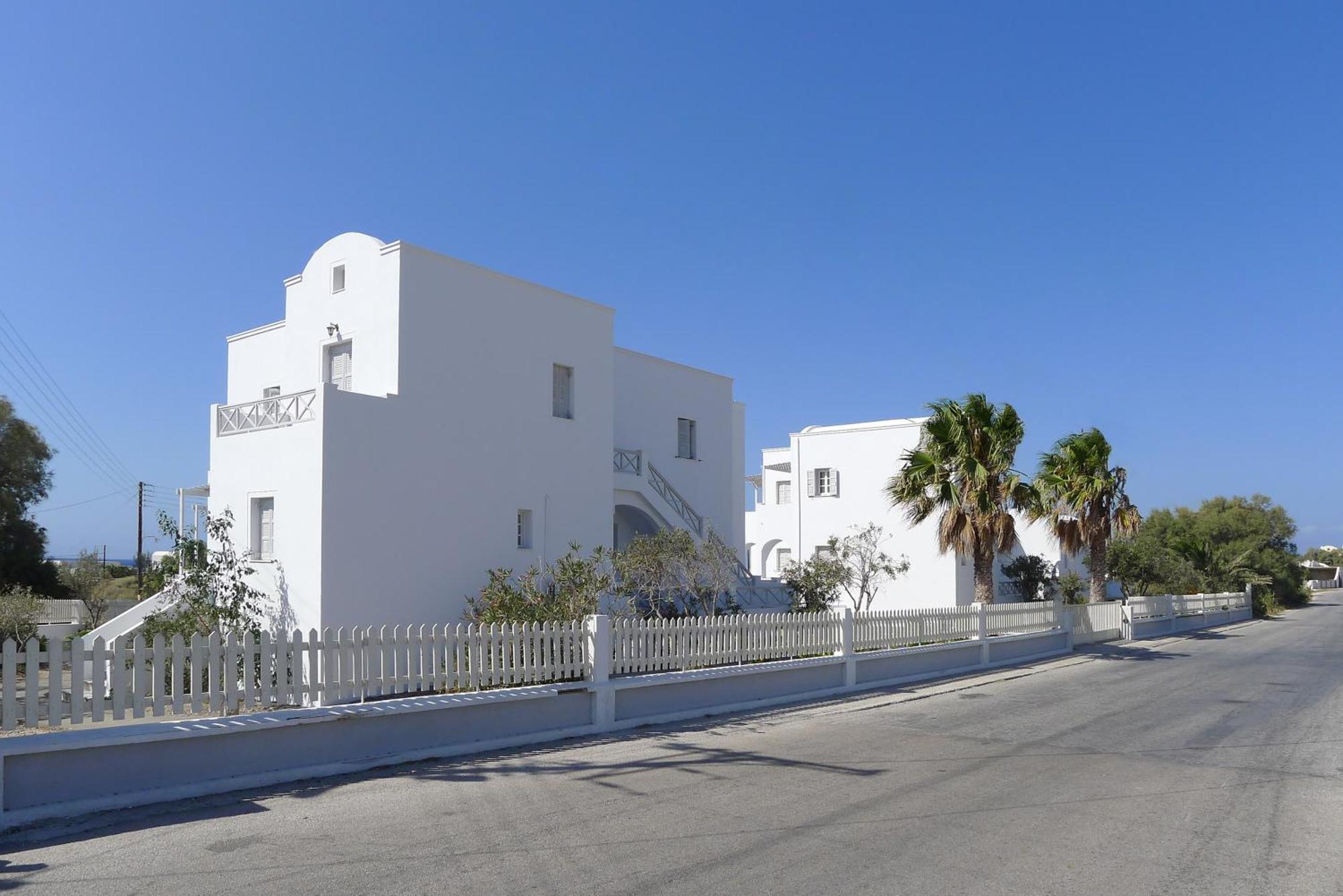 Nostos Studios Perivolos  Exterior foto